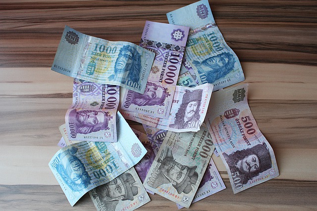 a KSH adatai szerint júliusban 500 ezer forint volt a bruttó átlagkereset-
