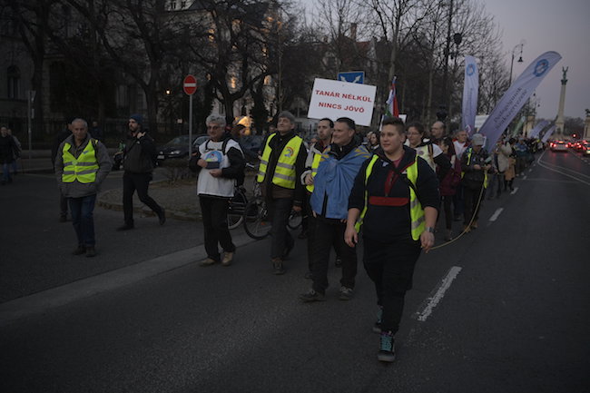 pedagógus sztrájk munka-