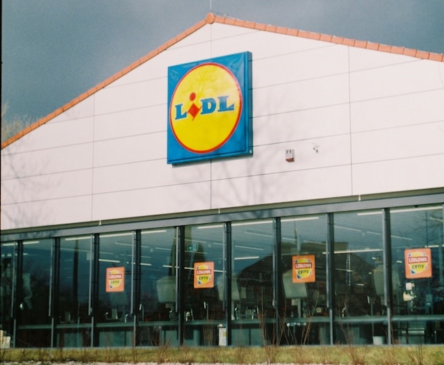 Újabb béremelés a Lidl-nél - Ennyit kereshetnek az áruház dolgozói-