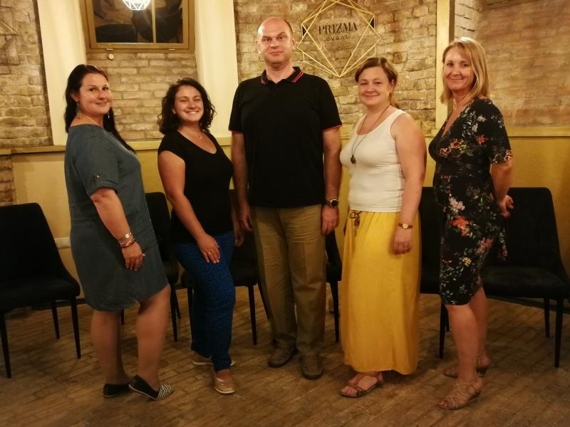 Az egyesület vezetése balról jobbra: Tóth Gabriella Réka, Szirtesi-Nagy Réka, Váradi Zoltán, Nagy Emőke, Róbert Nóra