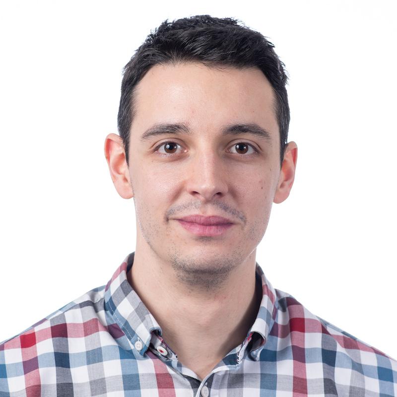 Nógrádi Ádám Londonban diplomázott informatikusként, most Budapesten a fintech felé vette az irányt