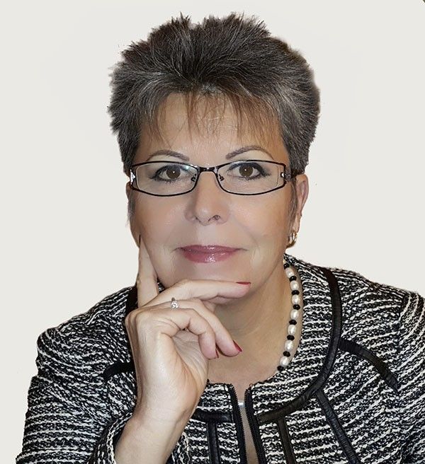 Kozák Emese