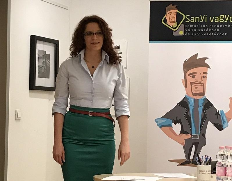 Naszáli Dóra