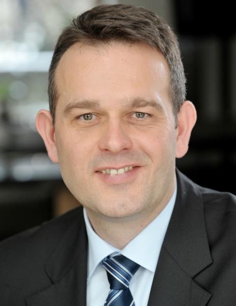Szabó Csaba 171130
