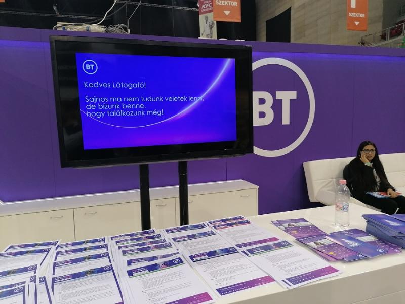 A BT a távolból üzent
