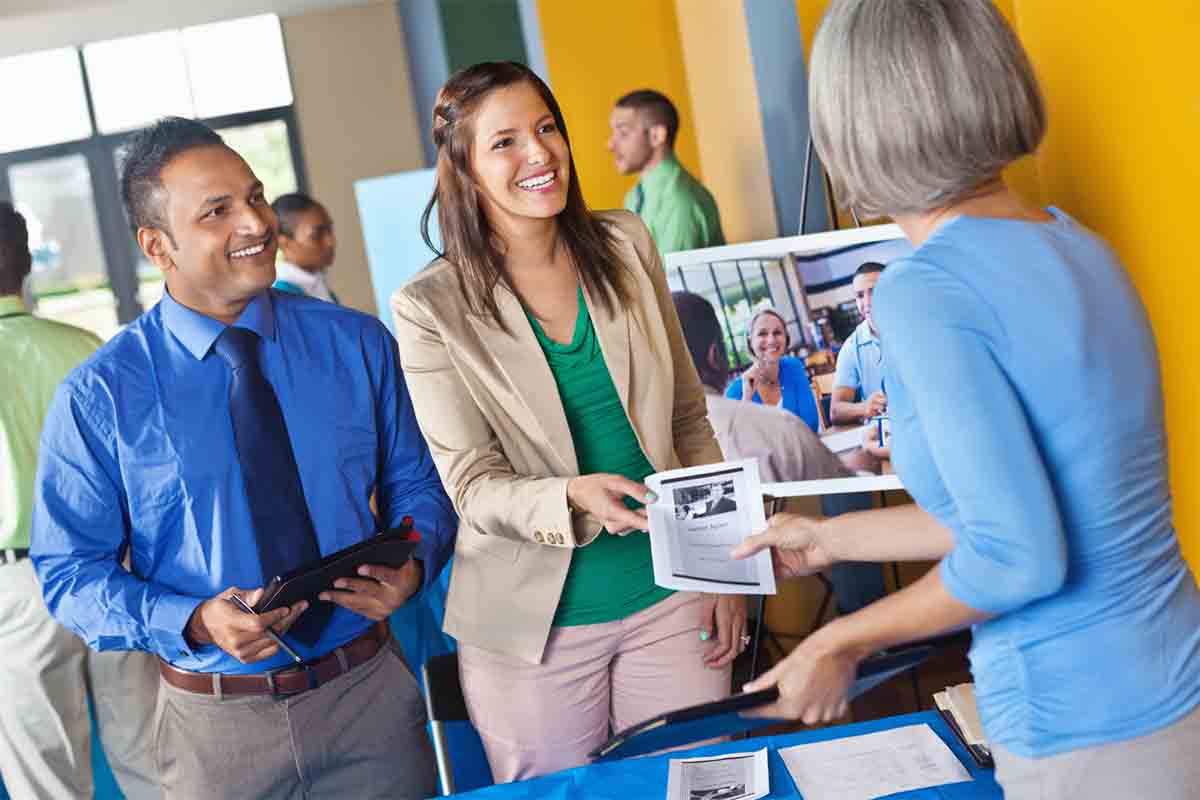 Így készülj fel egy állásbörzére, ha ki akarsz tűnni