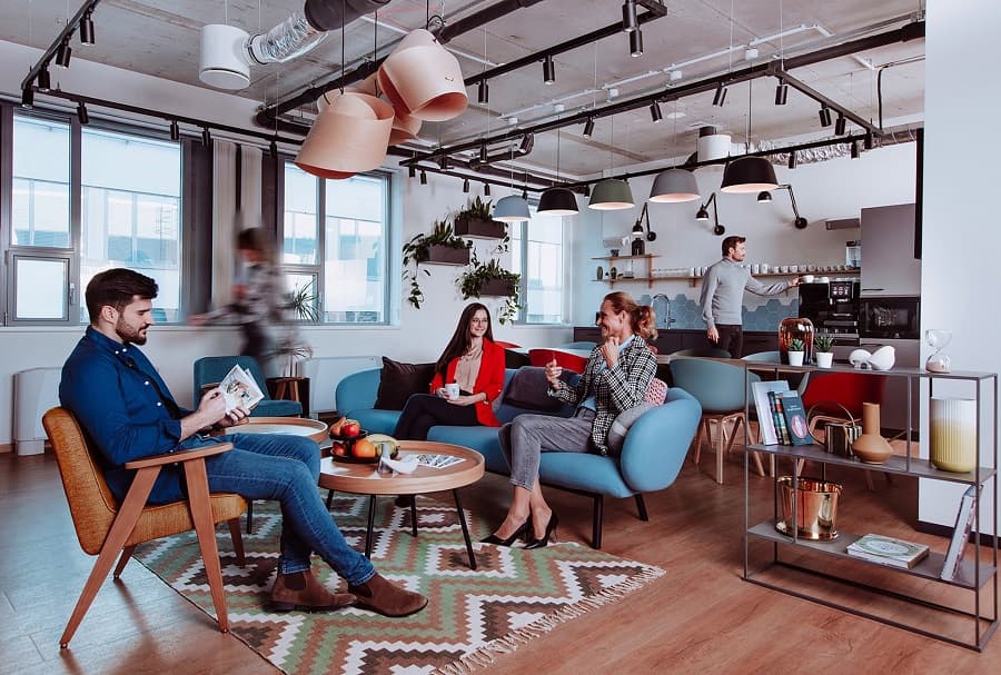 Myhive lounge Átrium park