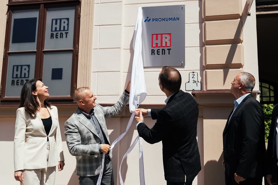 hr