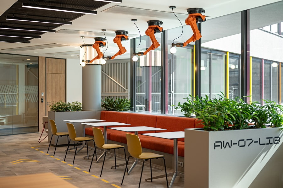 Autowallis iroda 2025