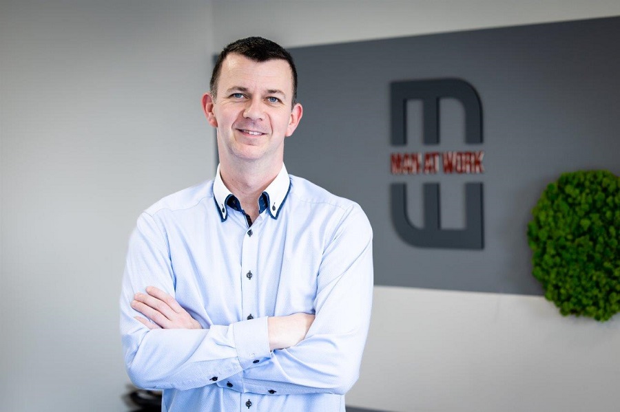 Baradits Bulcsú Man at Work-