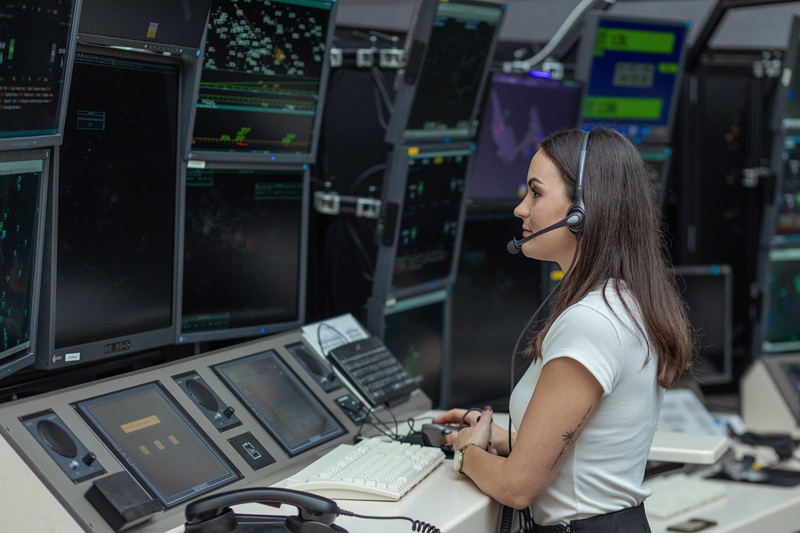 Radlóczky Zsófia, légiforgalmi irányító