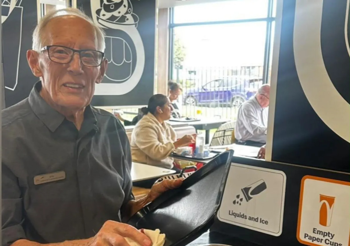 91 évesen is a McDonald’sban dolgozik – vajon mi a titka?