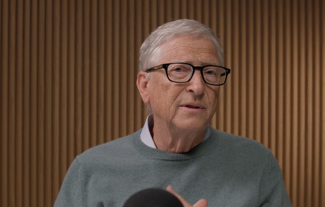Bill Gates komoly veszélyre figyelmeztet a mesterséges intelligenciával kapcsolatban